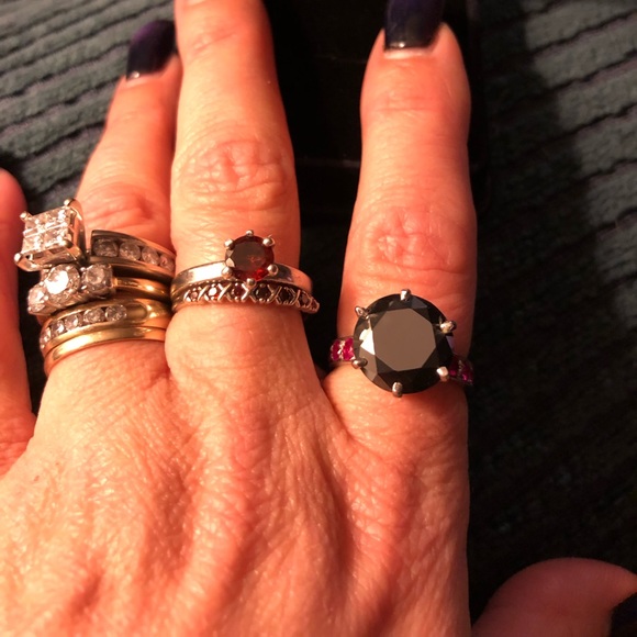 Jewelry - Gorgeous BLACK DIAMOND/Rubies